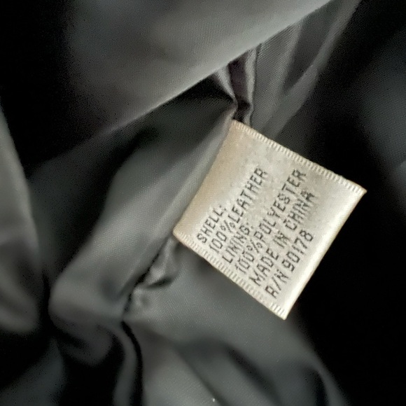 Yvonne Marie - 100% Leather Lace‎ Jacket - Picture 4 of 6